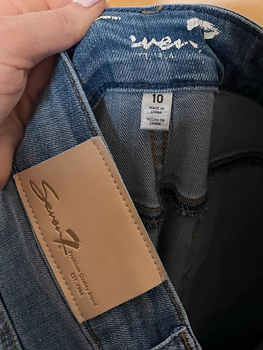 SEVEN7 High Rise Wide Leg Patch Seam Jeans Size 10 - Picture 4 of 5